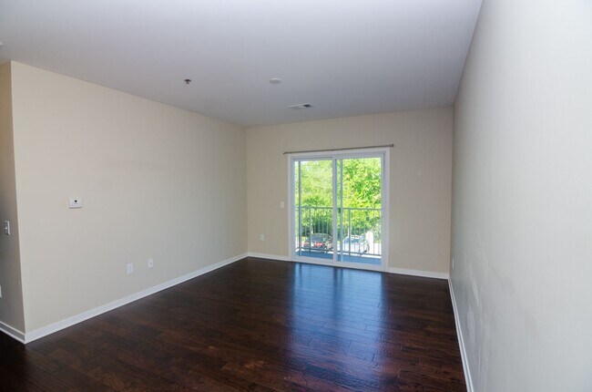 Foto del edificio - 1118 Litton Ave