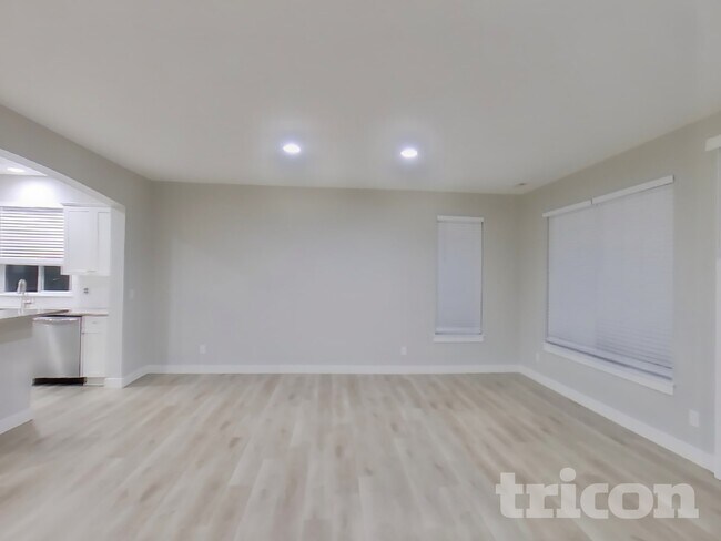 Building Photo - 19110 105th Ave Ct E