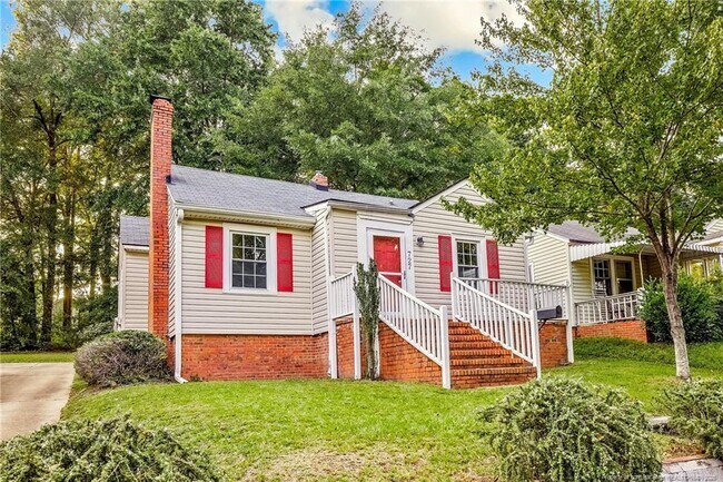 Building Photo - 727 Greenland Dr