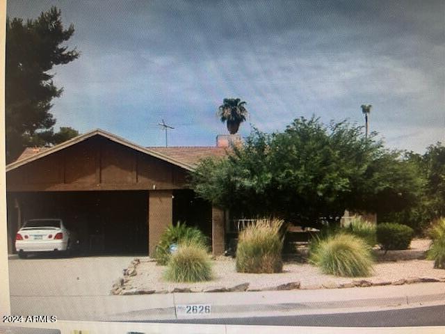 Foto principal - 2626 E Larkspur Dr
