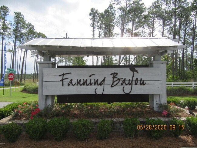 Building Photo - 30 Fedora Dr