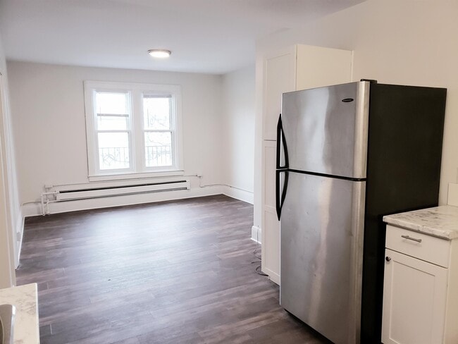 Building Photo - 1230 Ottawa St