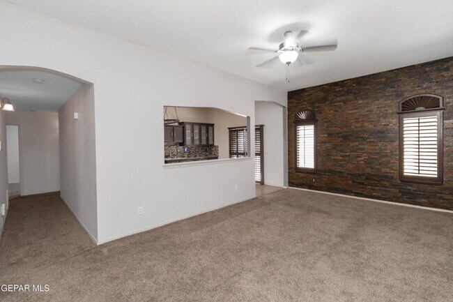Building Photo - 12865 Little Misty Ln