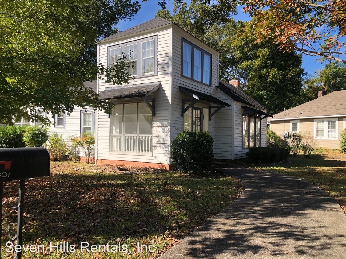 Foto principal - 3 br, 1 bath House - 1001 Oakland Avenue