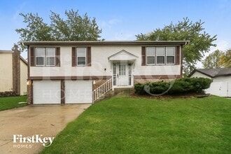 Building Photo - 7437 W Hickory Creek Dr