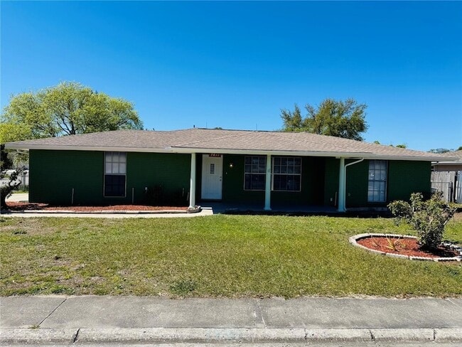 Foto del edificio - 7611 Summertree Ln