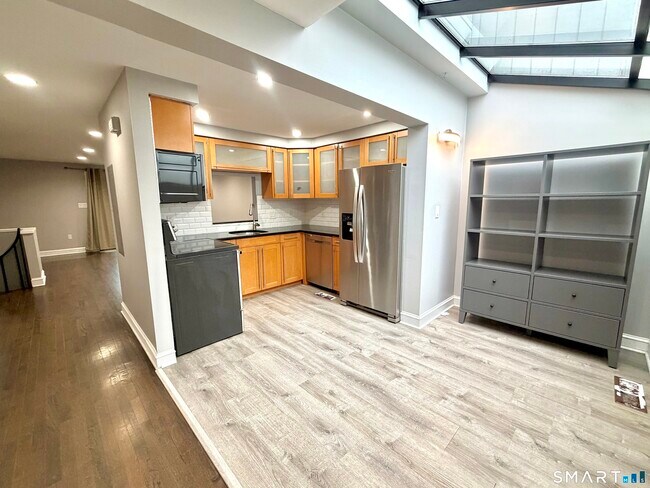 Foto del edificio - 35 Seaside Ave