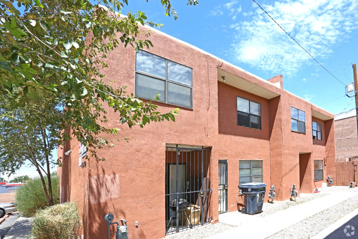 Building Photo - 1830-1832 Buena Vista Dr SE
