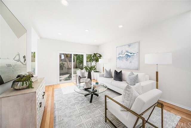 Building Photo - 7 Antigua