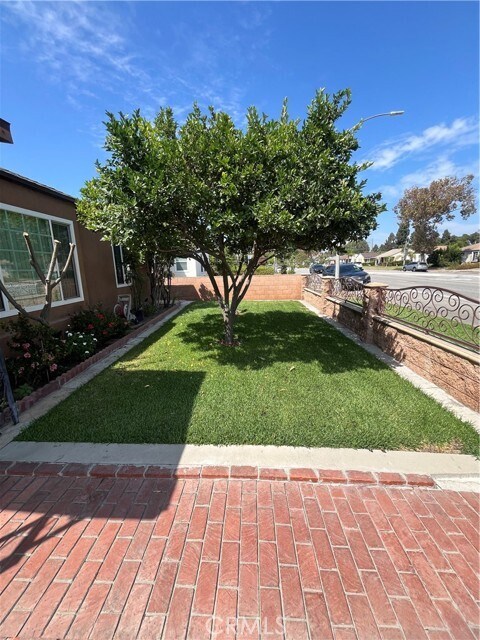 Foto del edificio - 10547 Garfield Ave