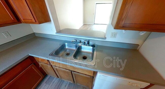 Building Photo - 1202 Maitland Ave