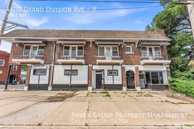 Foto del edificio - 4600 Grand Division Ave