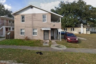 Building Photo - 1243 W 25th St