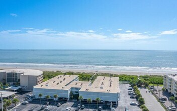 Building Photo - 4800 Ocean Beach Blvd
