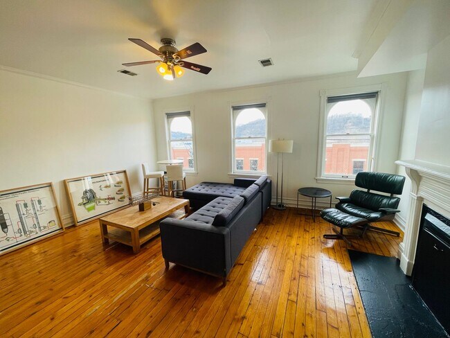 Foto del edificio - 5210 Butler St