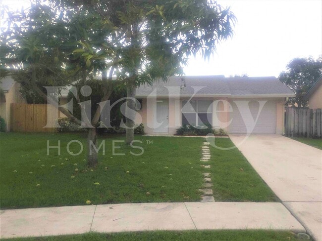 Building Photo - 6129 Moonbeam Dr