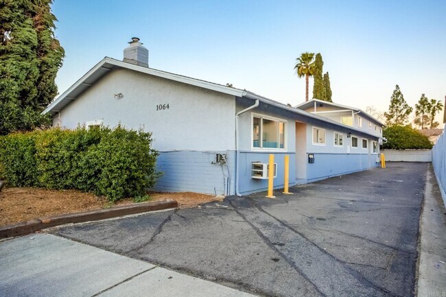 Building Photo - 1064 N Escondido Blvd