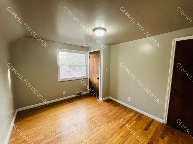 Building Photo - 5853 Norcross St