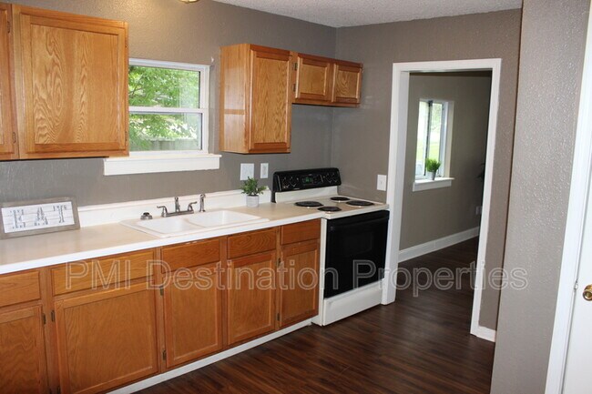 Building Photo - 4614 Lafayette Ave