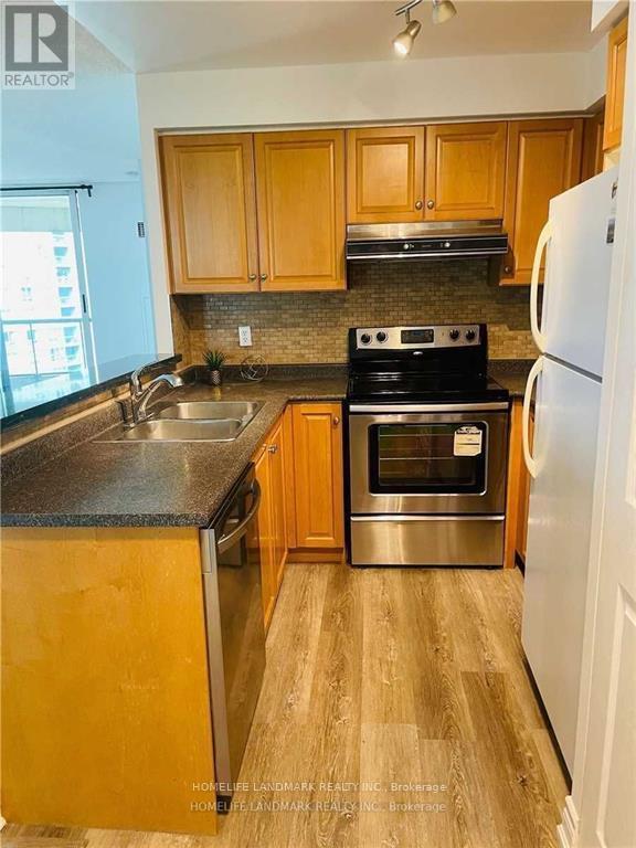 Building Photo - 7 Lorraine Dr