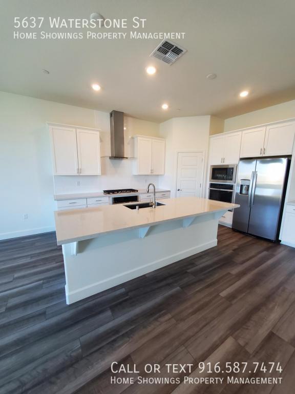 Foto del edificio - 5637 Waterstone St