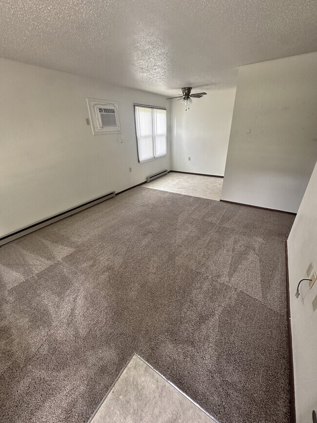 Foto del edificio - Midtown Village Apartments