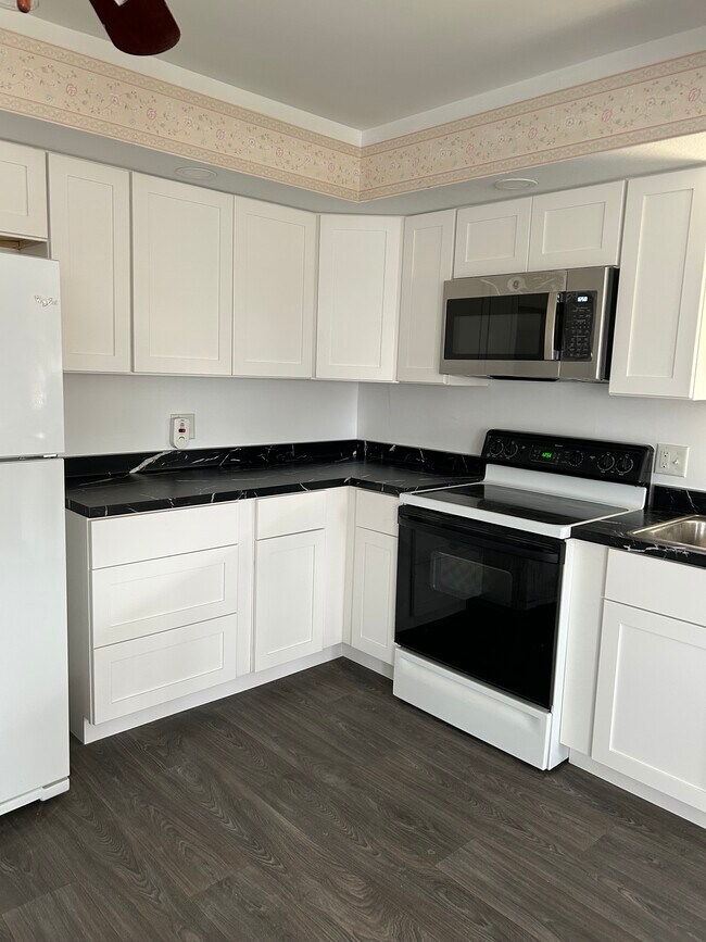 Cocina - 4629 Cemetary Rd