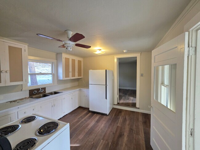 Foto del edificio - 1618 NW 8th St