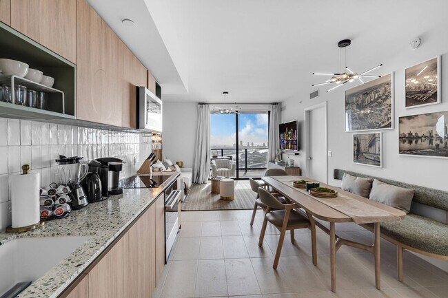 Foto del edificio - 125 NE 6th St