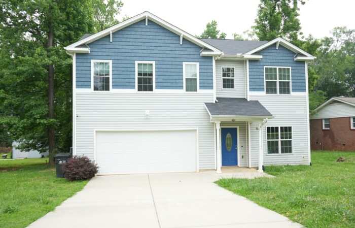A charming house with 4 beds and 3.5 bath ... - A charming house with 4 beds and 3.5 bath ...