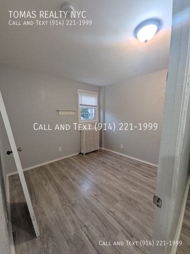 Photo - 10 N Bond Apt 1-1