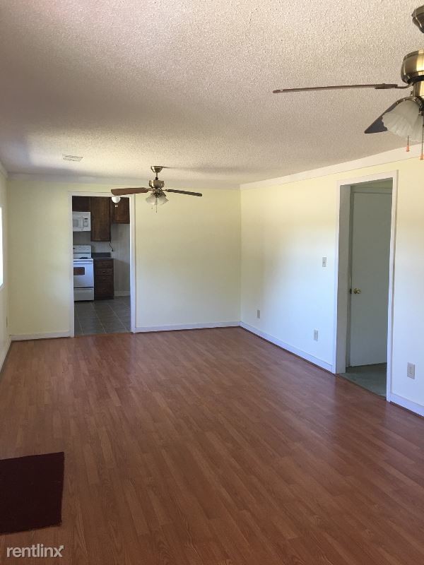 Building Photo - 2 br, 1 bath House - 1172 Evergreen Rd