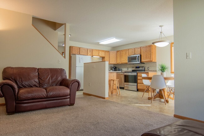 Open floor design - 129 16th St S