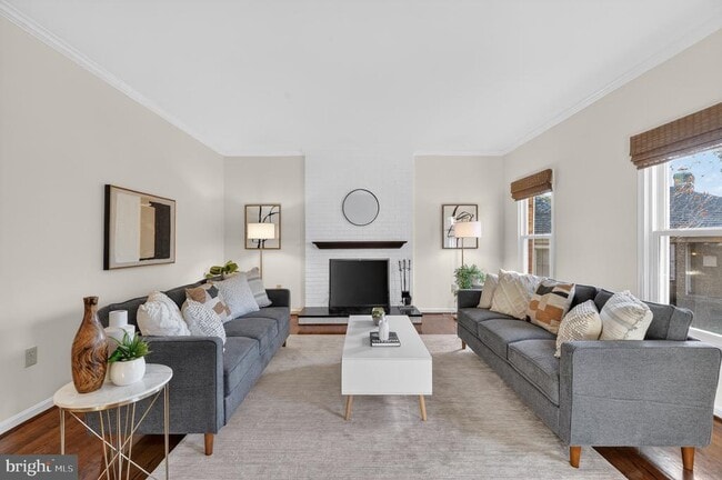 Building Photo - 1905 47th St NW