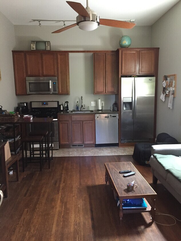 Foto principal - 241 Plymouth Ave S