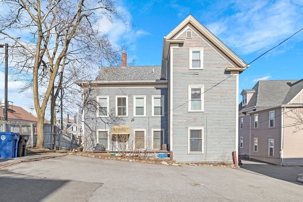 Primary Photo - 143 North St