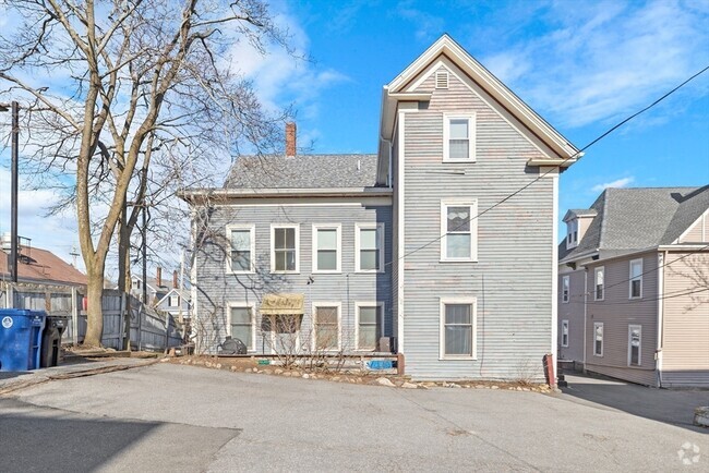 Building Photo - 143 North St