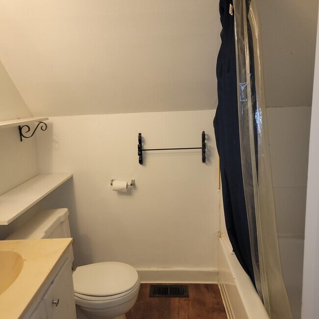 Foto del edificio - 127 N 9th St