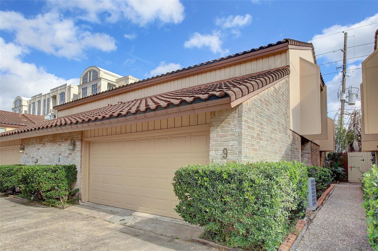 Foto principal - 5918 San Felipe St
