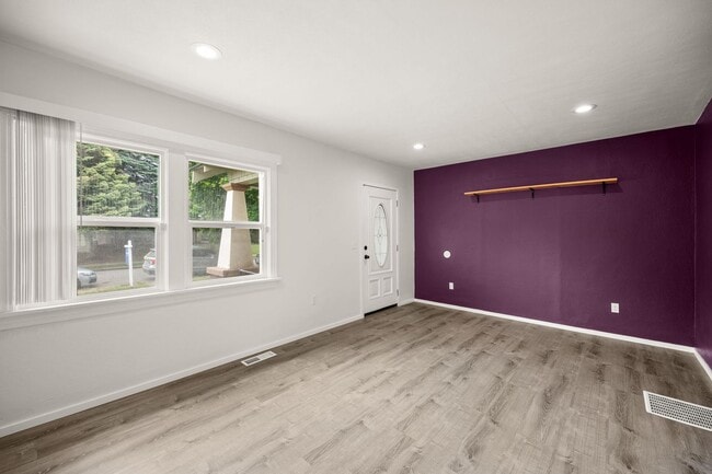 Building Photo - 2604 W Sinto Ave