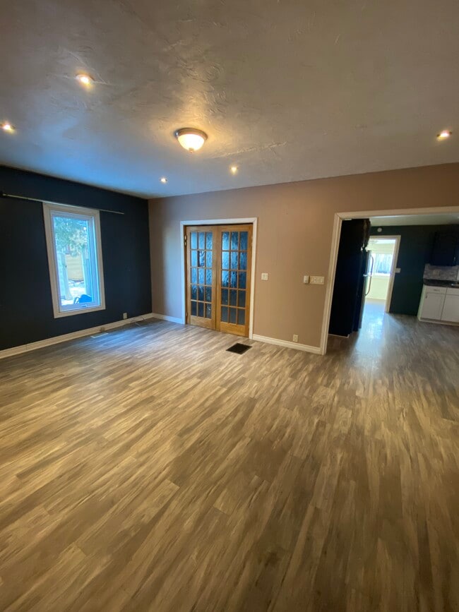 Photo du bâtiment - Main floor