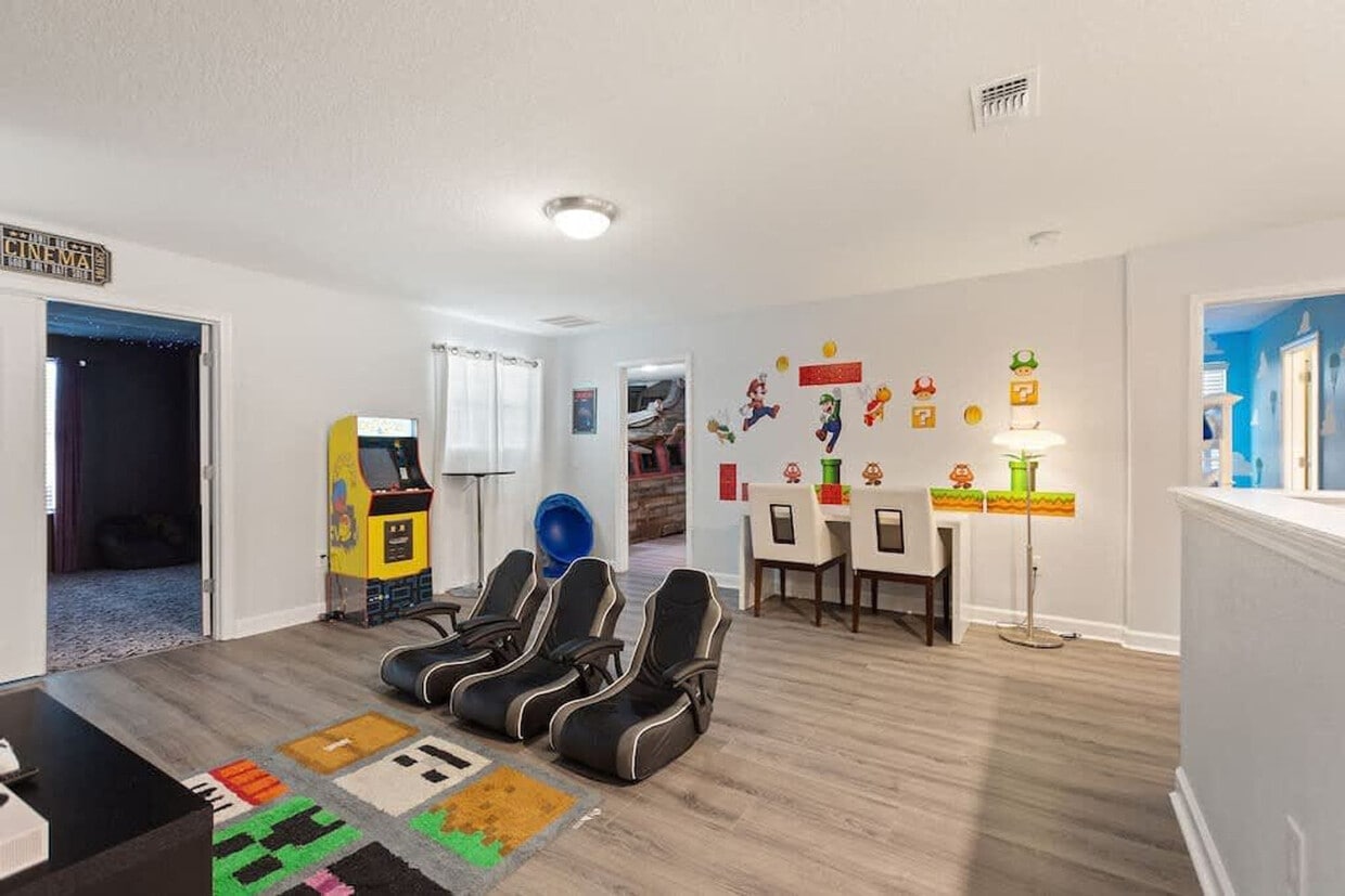 Foto principal - 1422 Thunderbird Rd