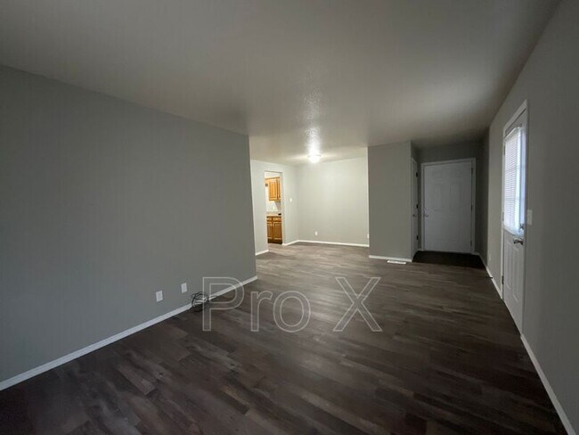 Building Photo - 4563 E Zora St