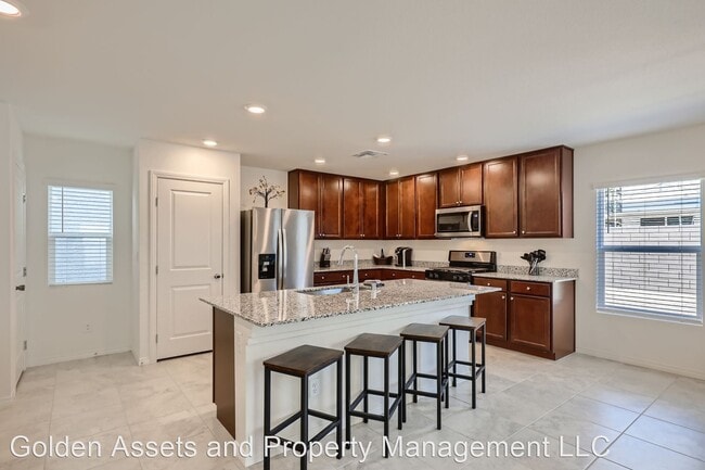 Building Photo - 4 br, 3 bath House - 7716 Mojave Wind Avenue