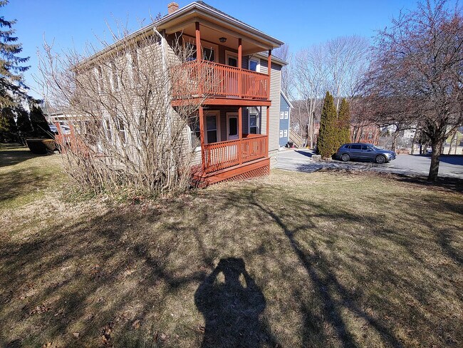 Foto del edificio - 18 Pearl St