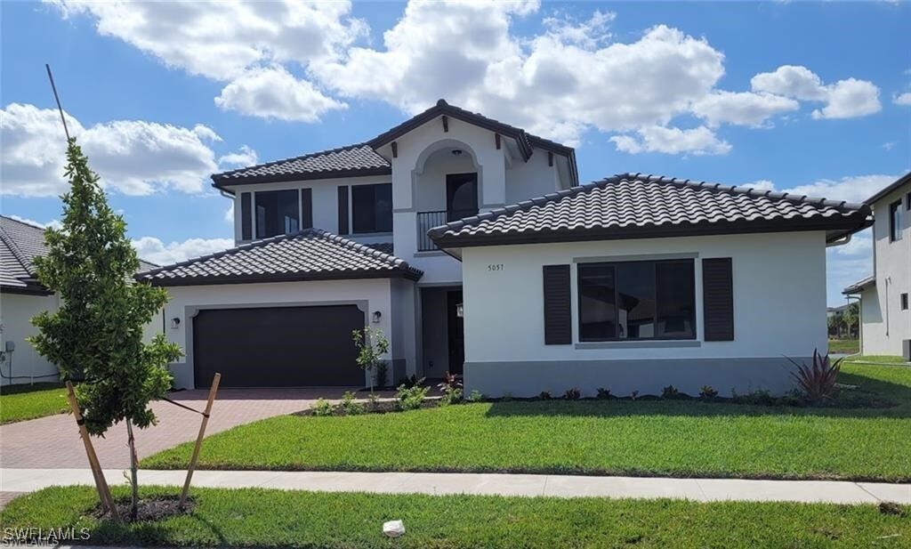 Foto principal - 5051 Alonza Ave