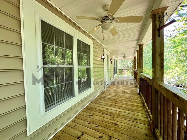 Building Photo - 1716 Nursery Hill Rd