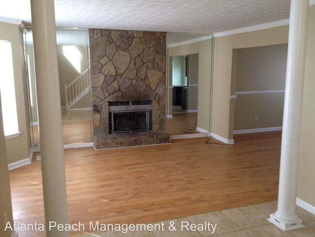 Building Photo - 680 Millay Ct