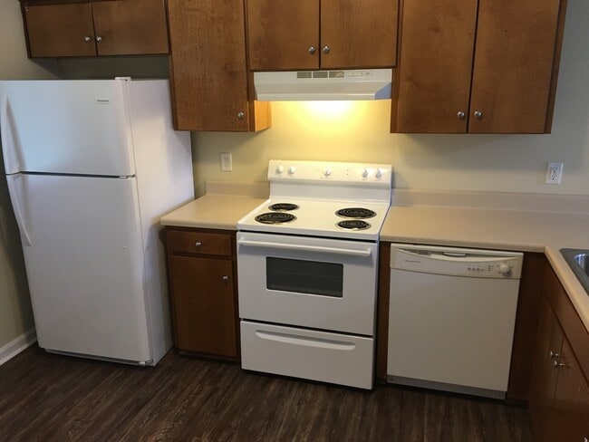 Building Photo - 320 Greenleaf St SW