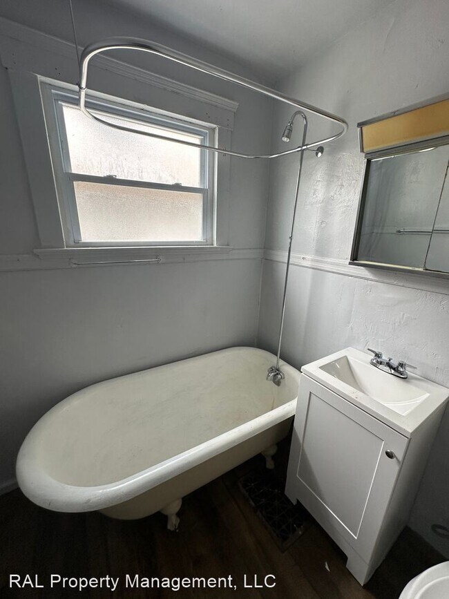 Foto del edificio - 3 br, 1 bath House - 12017 Forest Ave